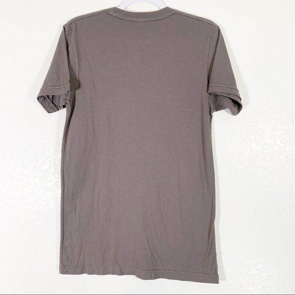 Talk A Walk on the Wild Side Graphic Tee Small - Picture 3 of 4